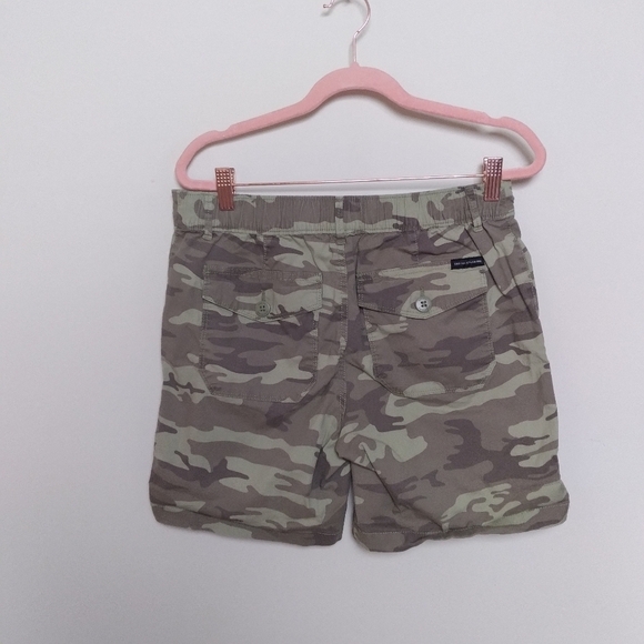 Social Standard by Sanctuary Green Camo Hero Utility Shorts Size Medium - Picture 4 of 15